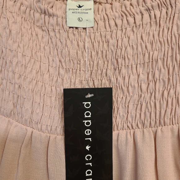 Paper Crane Tess Smocked Top in Blush - Picture 3 of 4